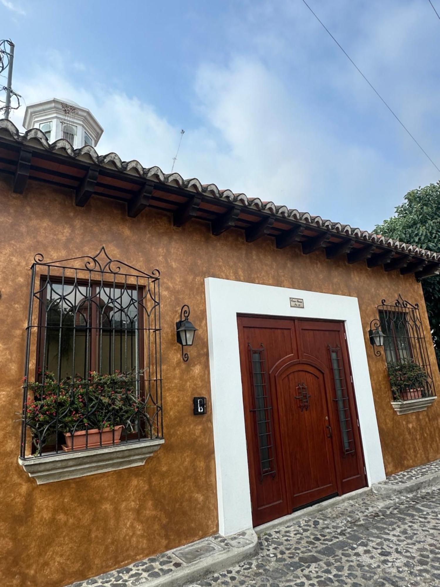 Casa Elena Bed and Breakfast Antigua Eksteriør billede