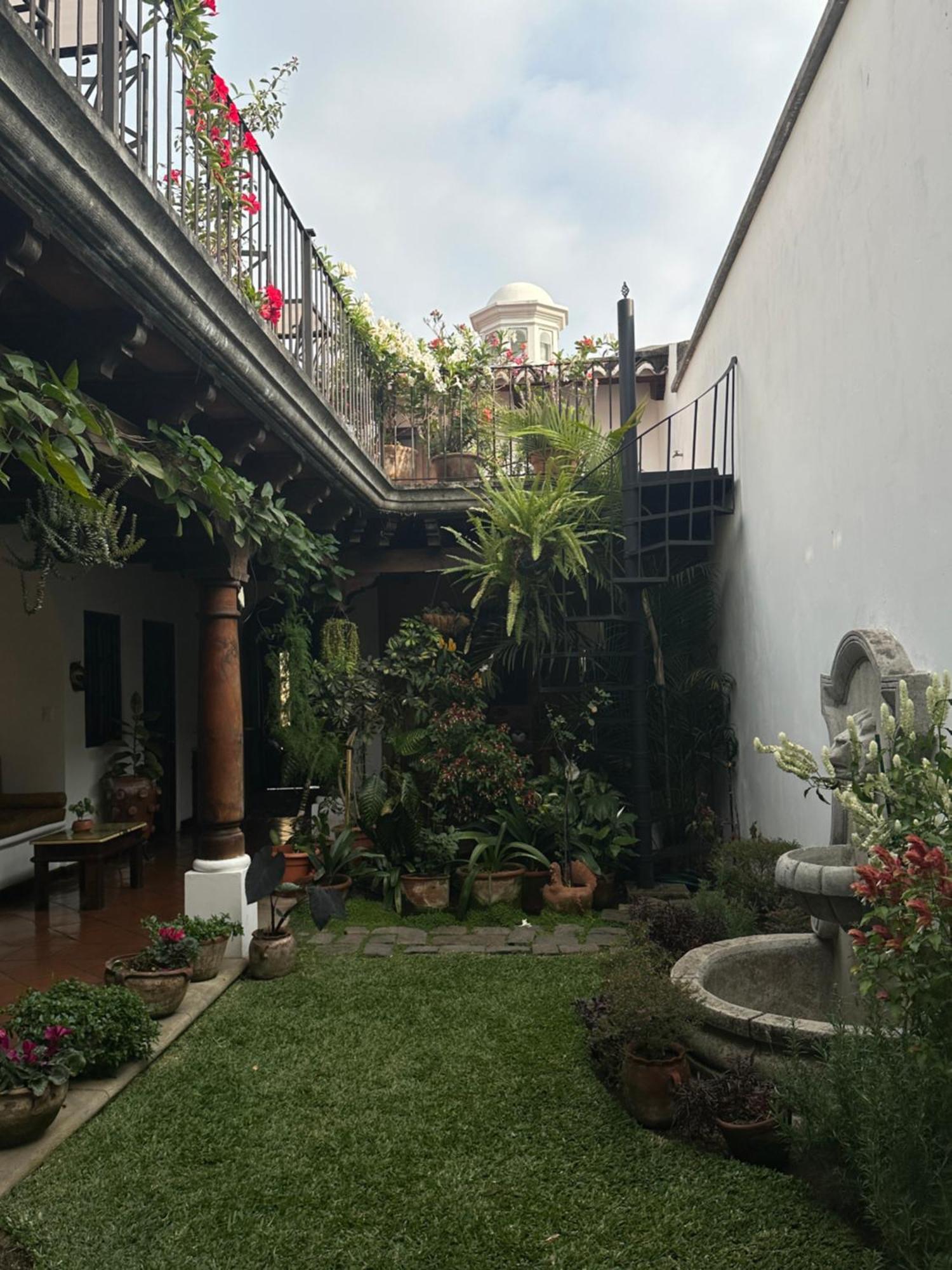 Casa Elena Bed and Breakfast Antigua Eksteriør billede